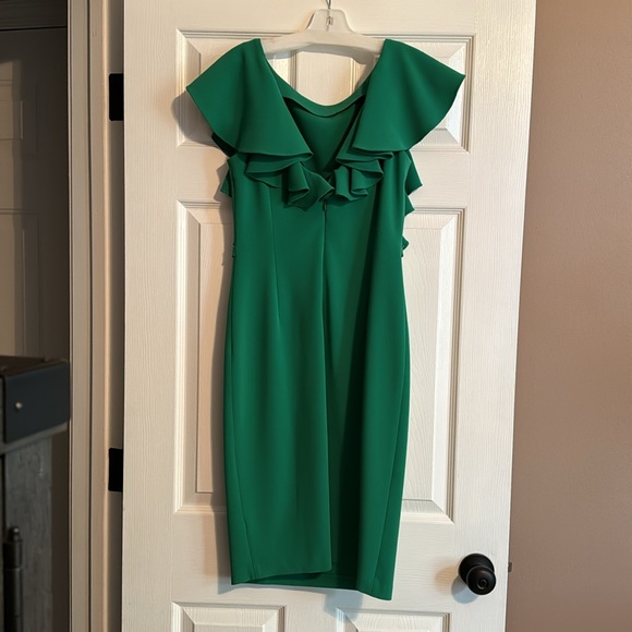 EUC Sachin & Babi Noir Flutter Sleeve Crepe Sheath Dress Size 4 - Picture 3 of 4